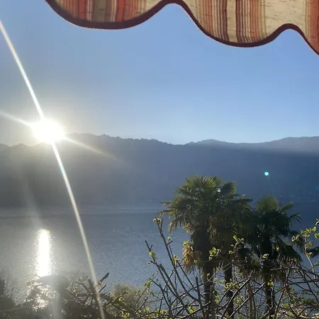 Nyaraló Mit Privatgarten Gambarogno